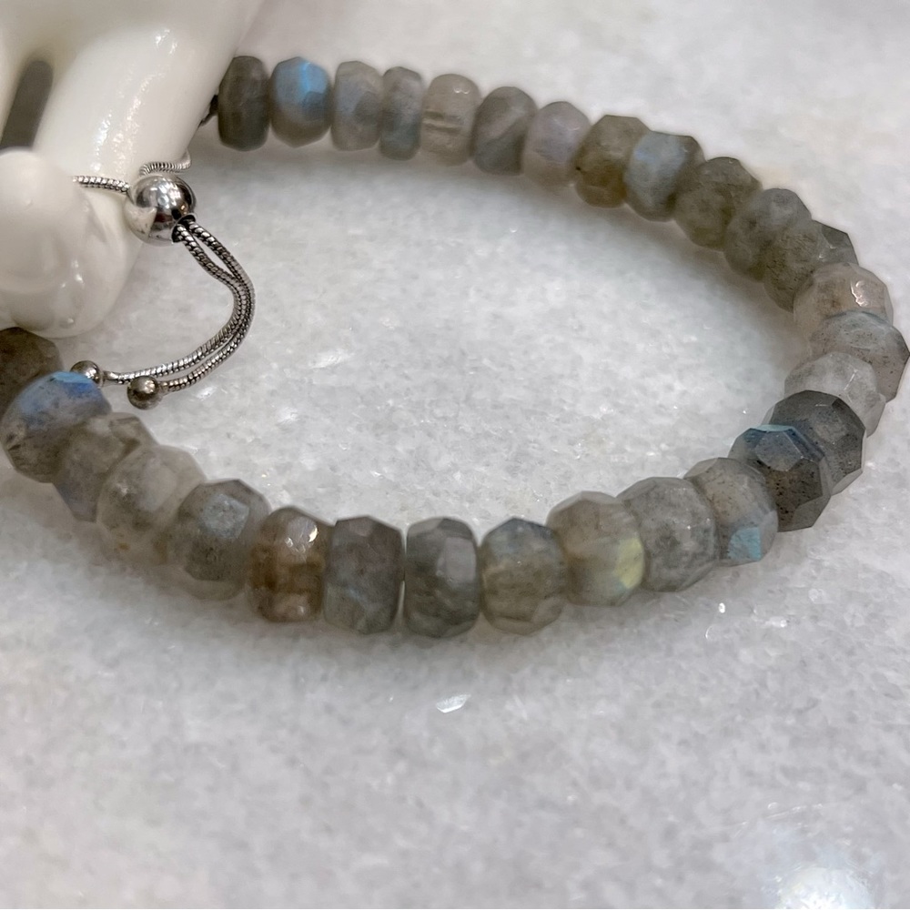 Malagasy Labradorite Sterling Silver BOLO Bracelet - Picture 6 of 14
